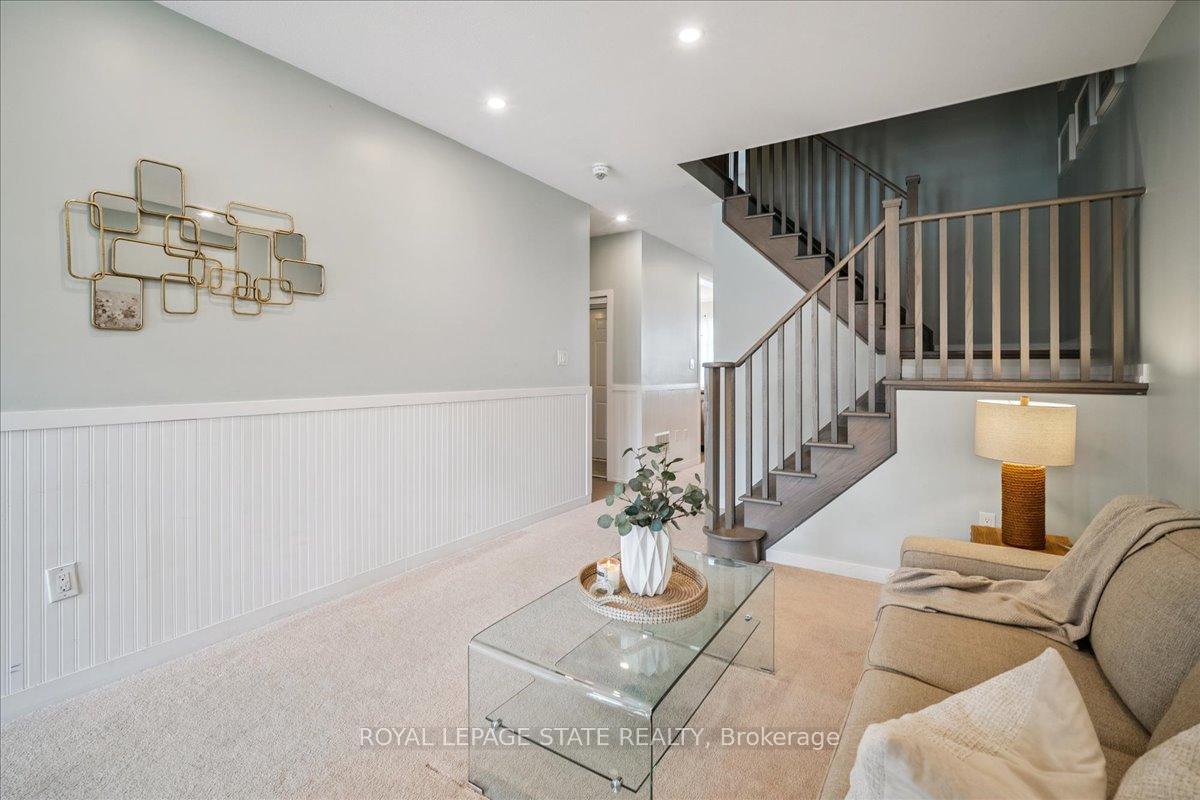 Photo 15 of 19 Prestwick Street, Hamilton, Stoney Creek Mountain — HOMEH