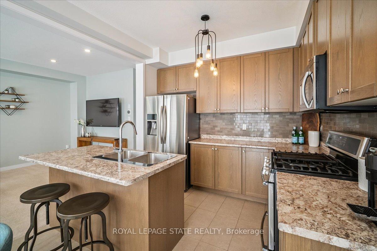 Photo 23 of 19 Prestwick Street, Hamilton, Stoney Creek Mountain — HOMEH
