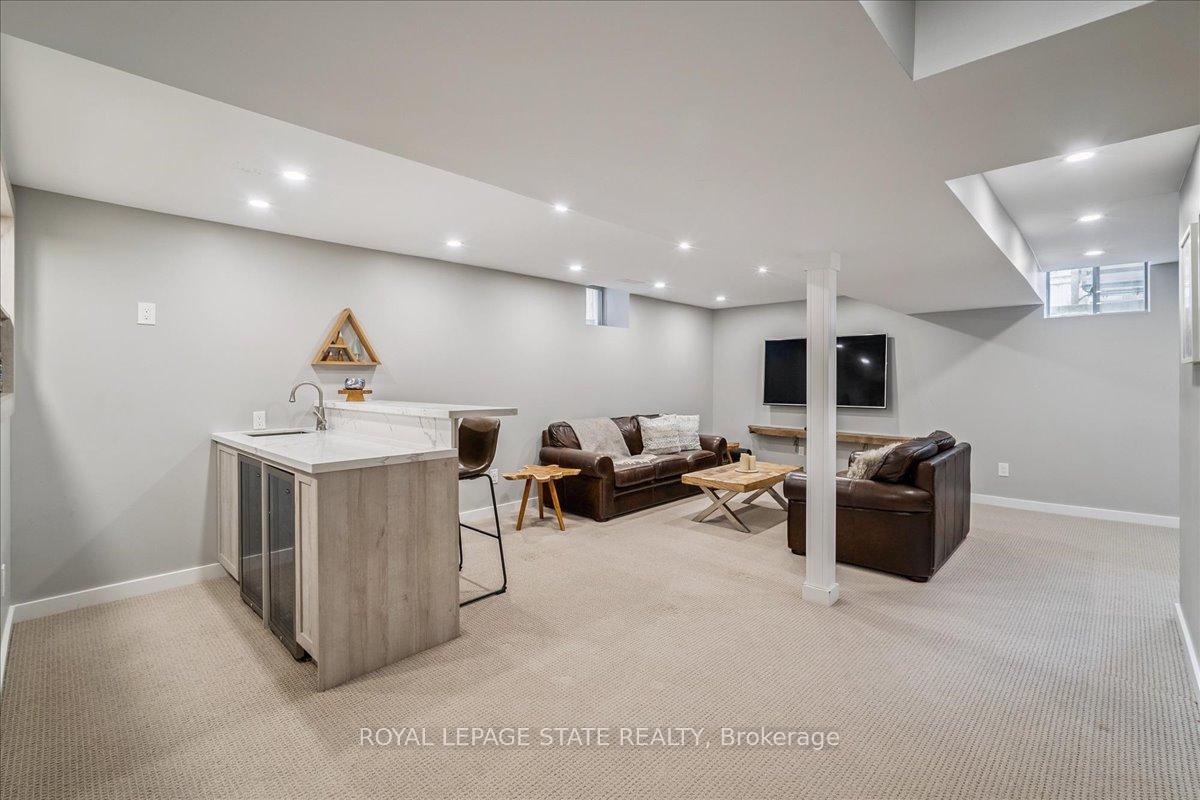 Photo 36 of 19 Prestwick Street, Hamilton, Stoney Creek Mountain — HOMEH