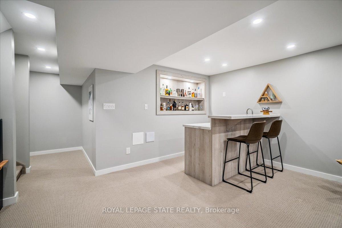 Photo 39 of 19 Prestwick Street, Hamilton, Stoney Creek Mountain — HOMEH
