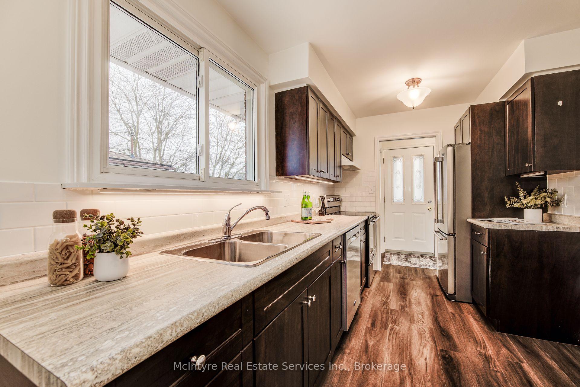Photo 8 of 444 Speedvale Avenue E, Guelph, Riverside Park — HOMEH