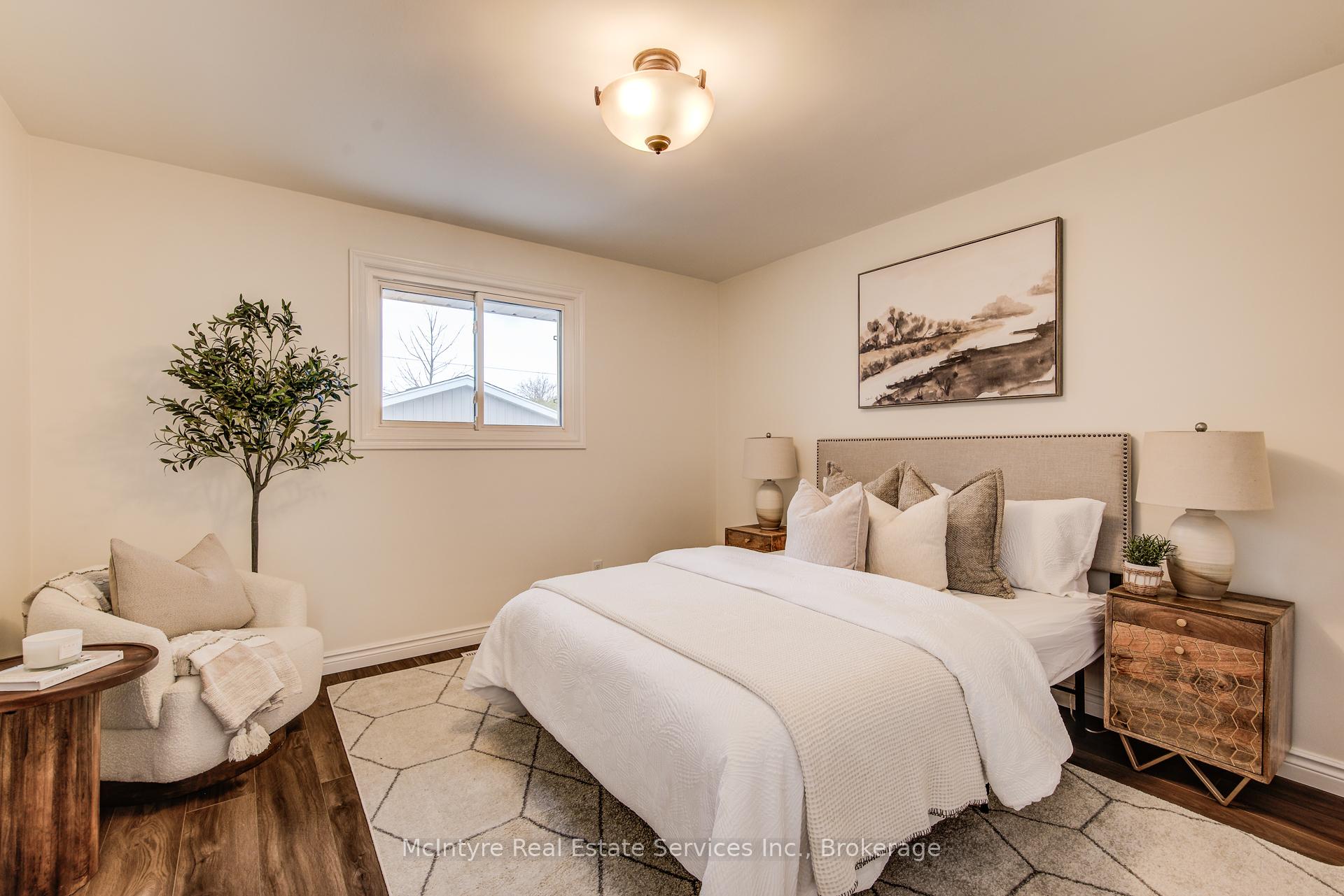 Photo 11 of 444 Speedvale Avenue E, Guelph, Riverside Park — HOMEH