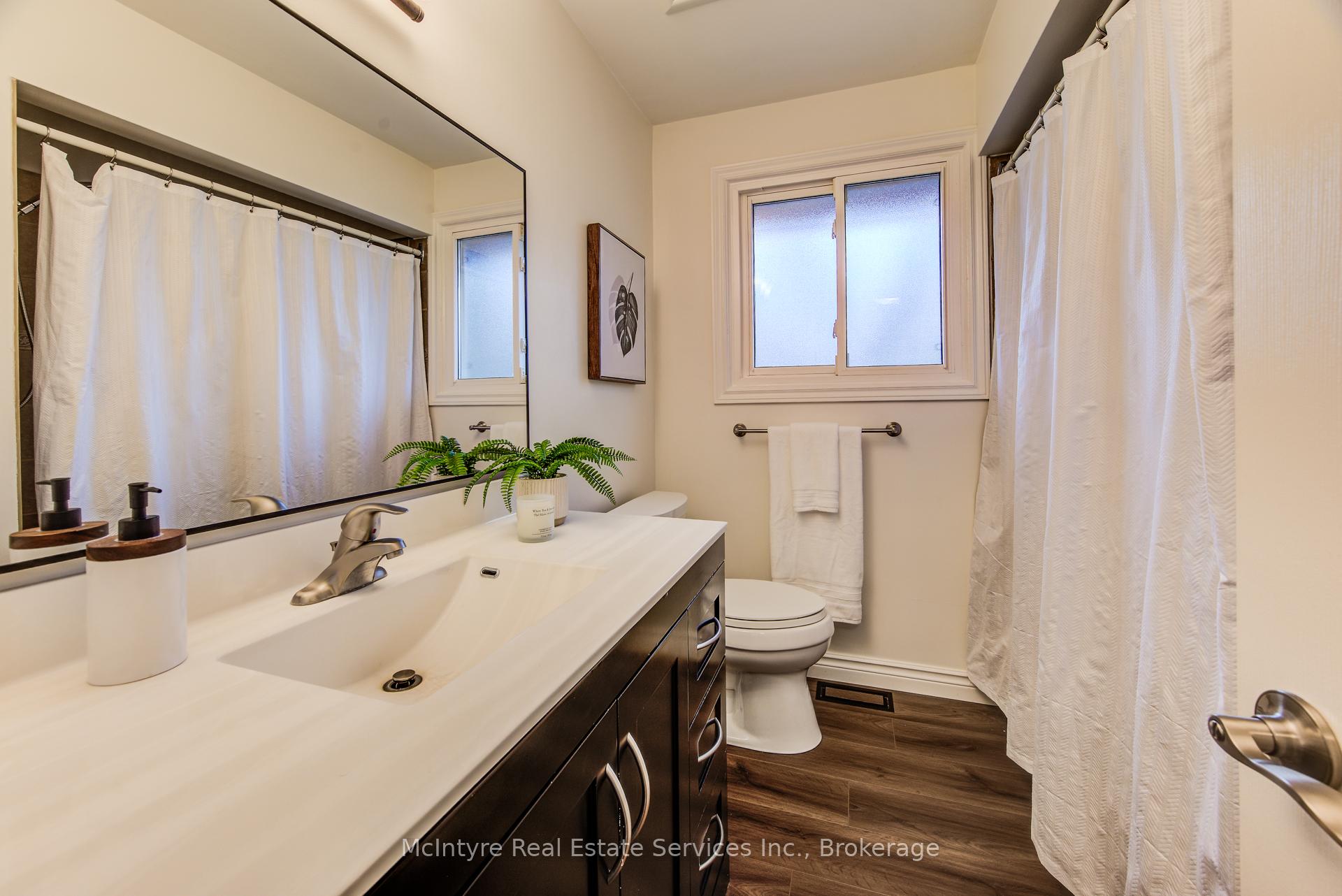 Photo 14 of 444 Speedvale Avenue E, Guelph, Riverside Park — HOMEH