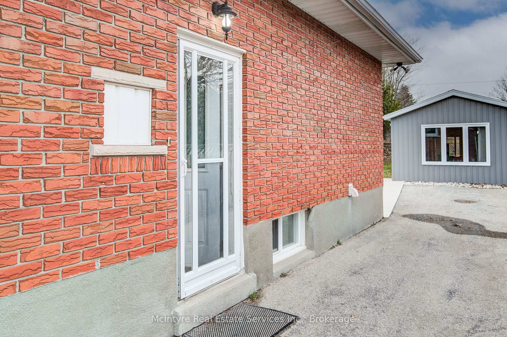 Photo 16 of 444 Speedvale Avenue E, Guelph, Riverside Park — HOMEH