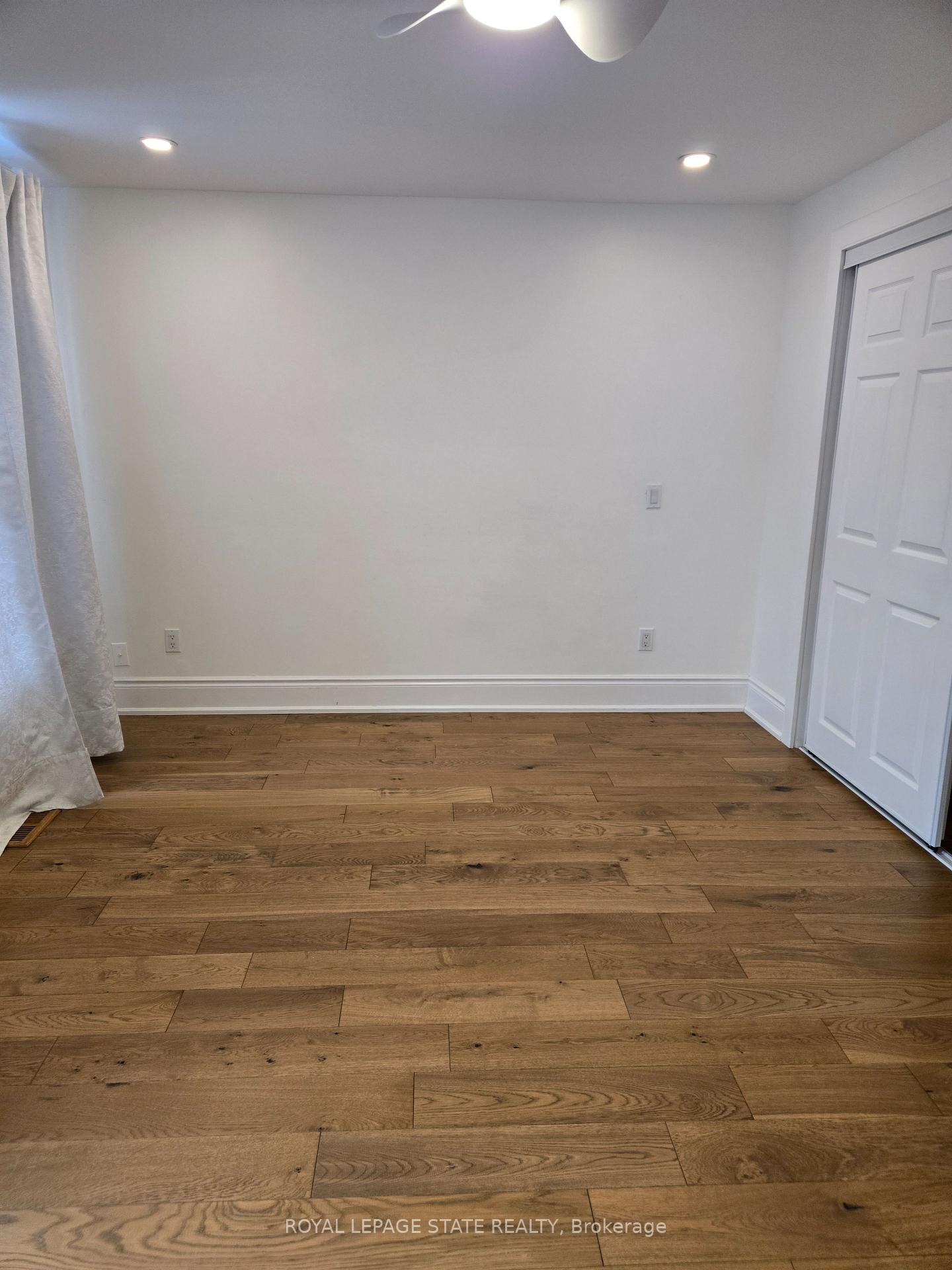 Photo 11 of 22 Burlington Street E, Hamilton, North End — HOMEH