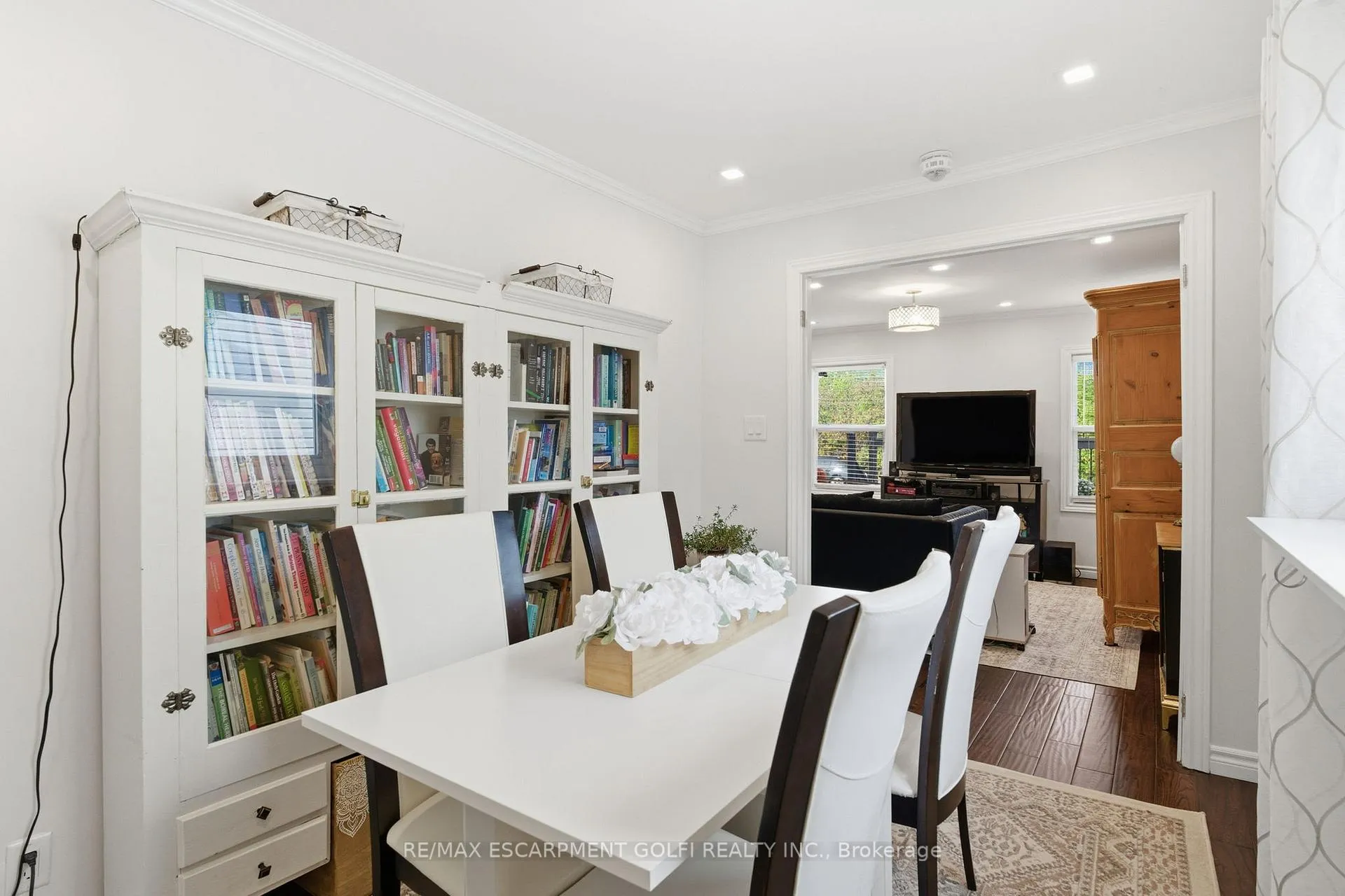 Photo 12 of 564 Walmer Road, Hamilton, McQuesten — HOMEH