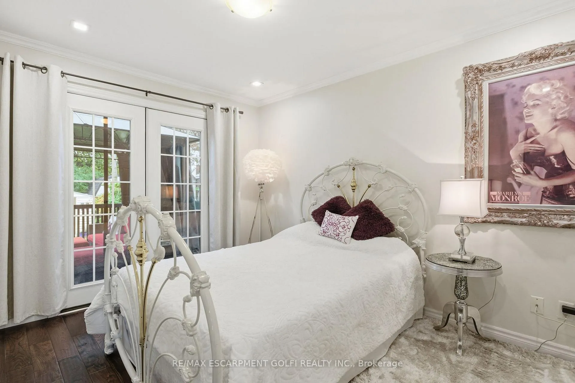 Photo 15 of 564 Walmer Road, Hamilton, McQuesten — HOMEH
