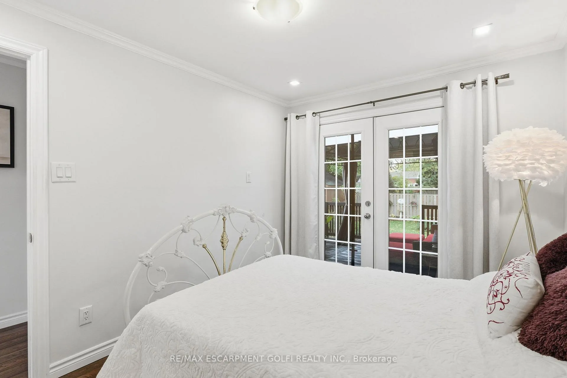 Photo 16 of 564 Walmer Road, Hamilton, McQuesten — HOMEH
