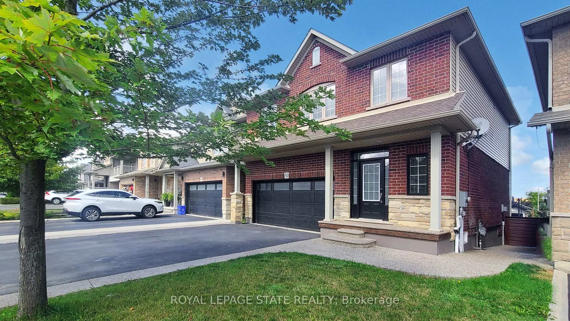 Photo 3 of 50 Bankfield Crescent, Hamilton, Stoney Creek Mountain — HOMEH