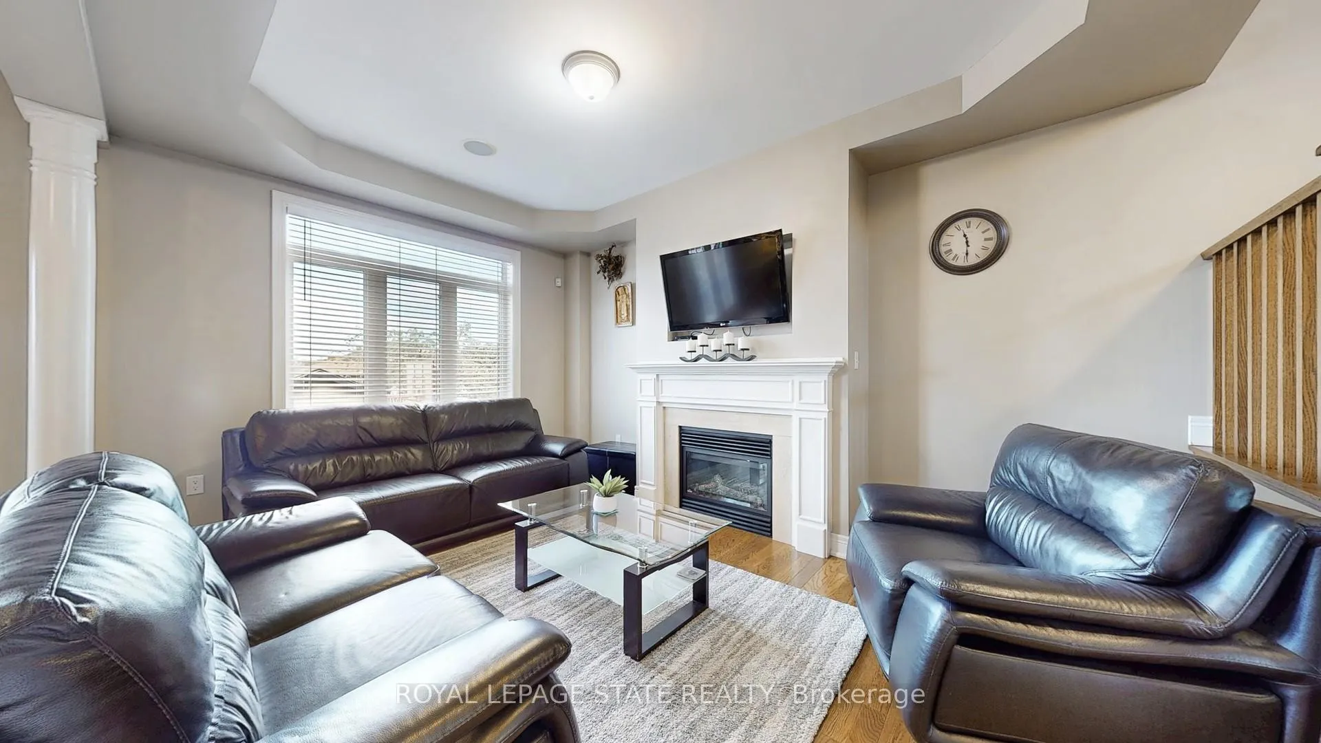 Photo 5 of 50 Bankfield Crescent, Hamilton, Stoney Creek Mountain — HOMEH