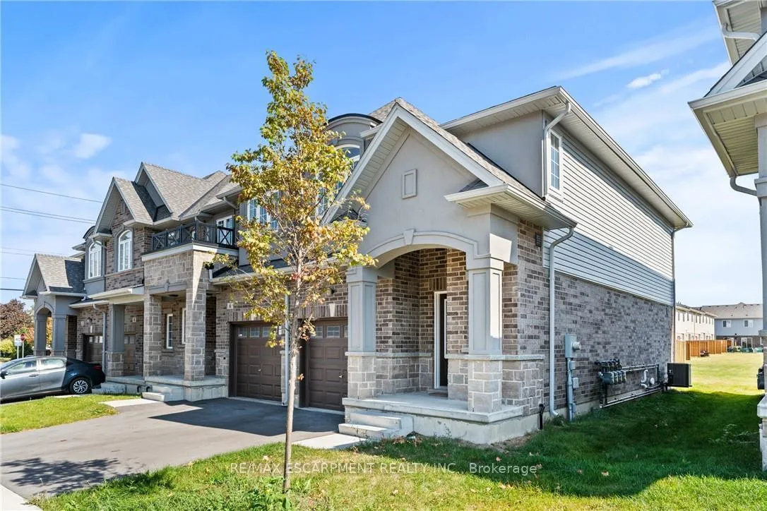 Photo 2 of 8 Linden Park Lane, Hamilton, Hill Park — HOMEH