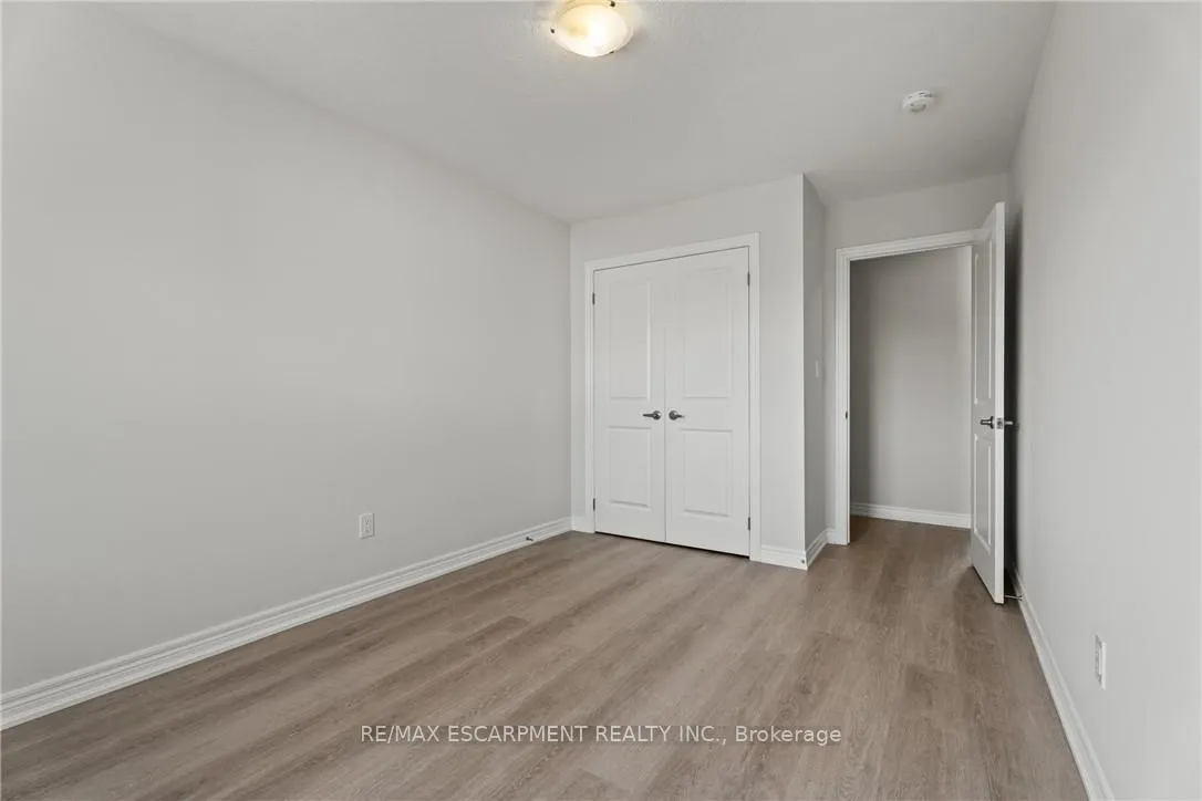 Photo 15 of 8 Linden Park Lane, Hamilton, Hill Park — HOMEH