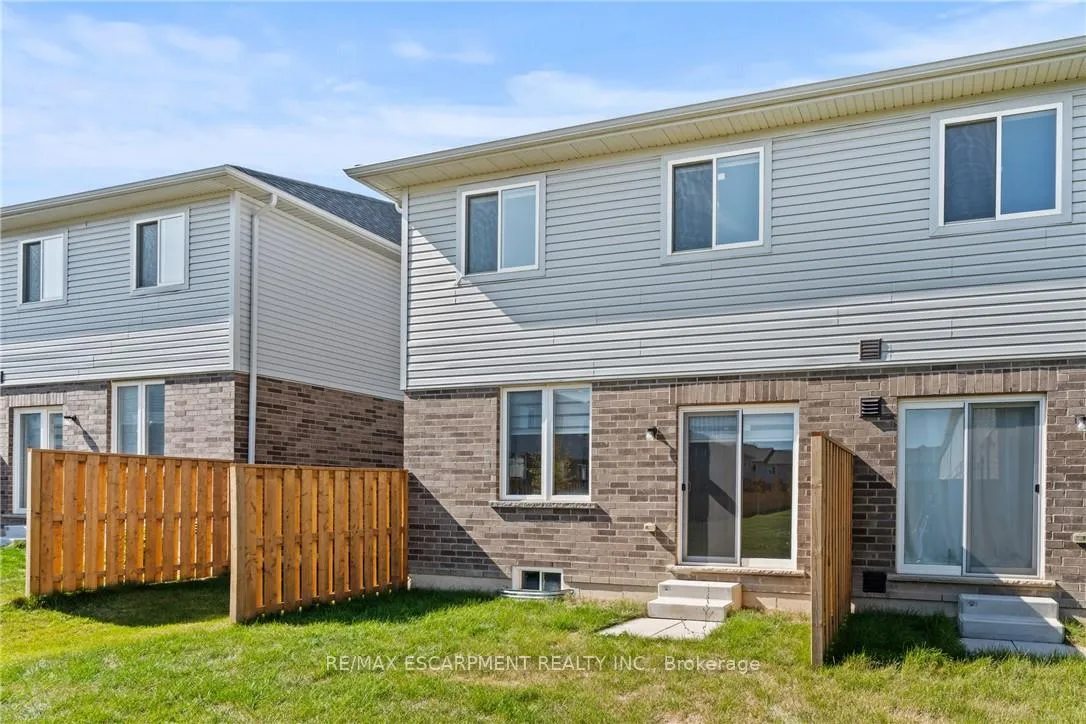 Photo 28 of 8 Linden Park Lane, Hamilton, Hill Park — HOMEH