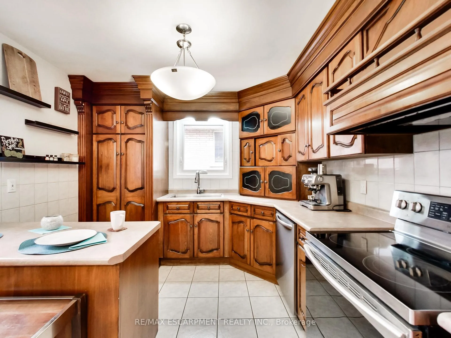 Photo 14 of 18 Pavarotti Court, Hamilton, Gershome — HOMEH