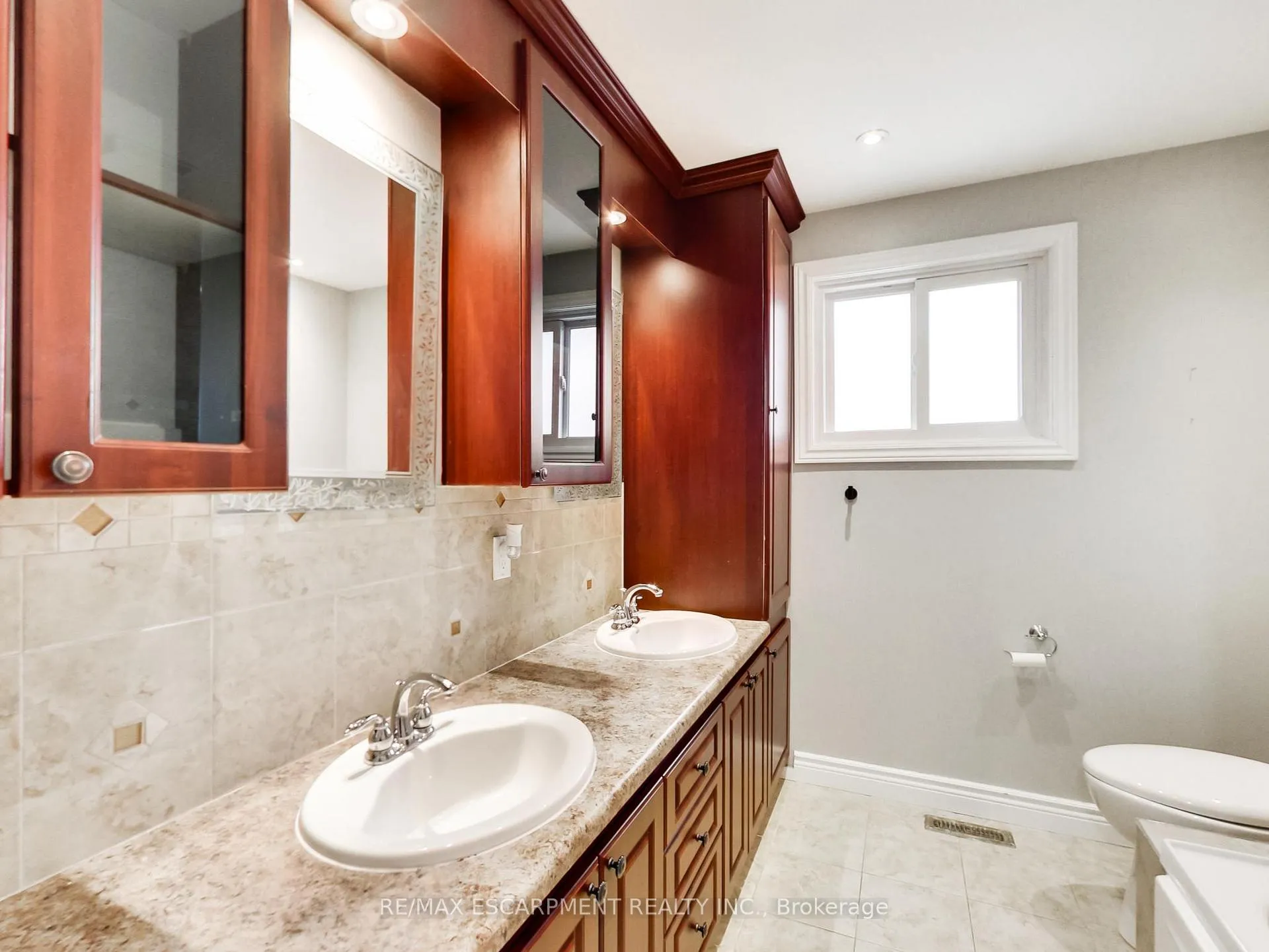 Photo 17 of 18 Pavarotti Court, Hamilton, Gershome — HOMEH