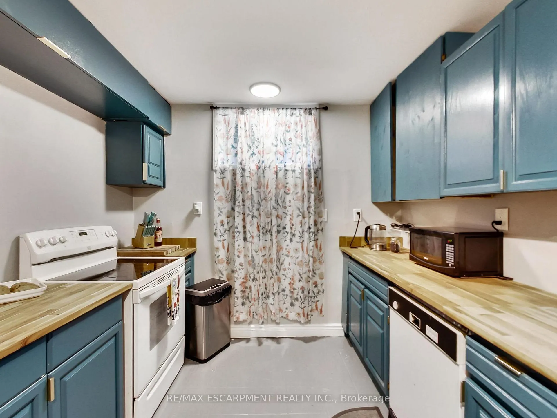 Photo 38 of 18 Pavarotti Court, Hamilton, Gershome — HOMEH