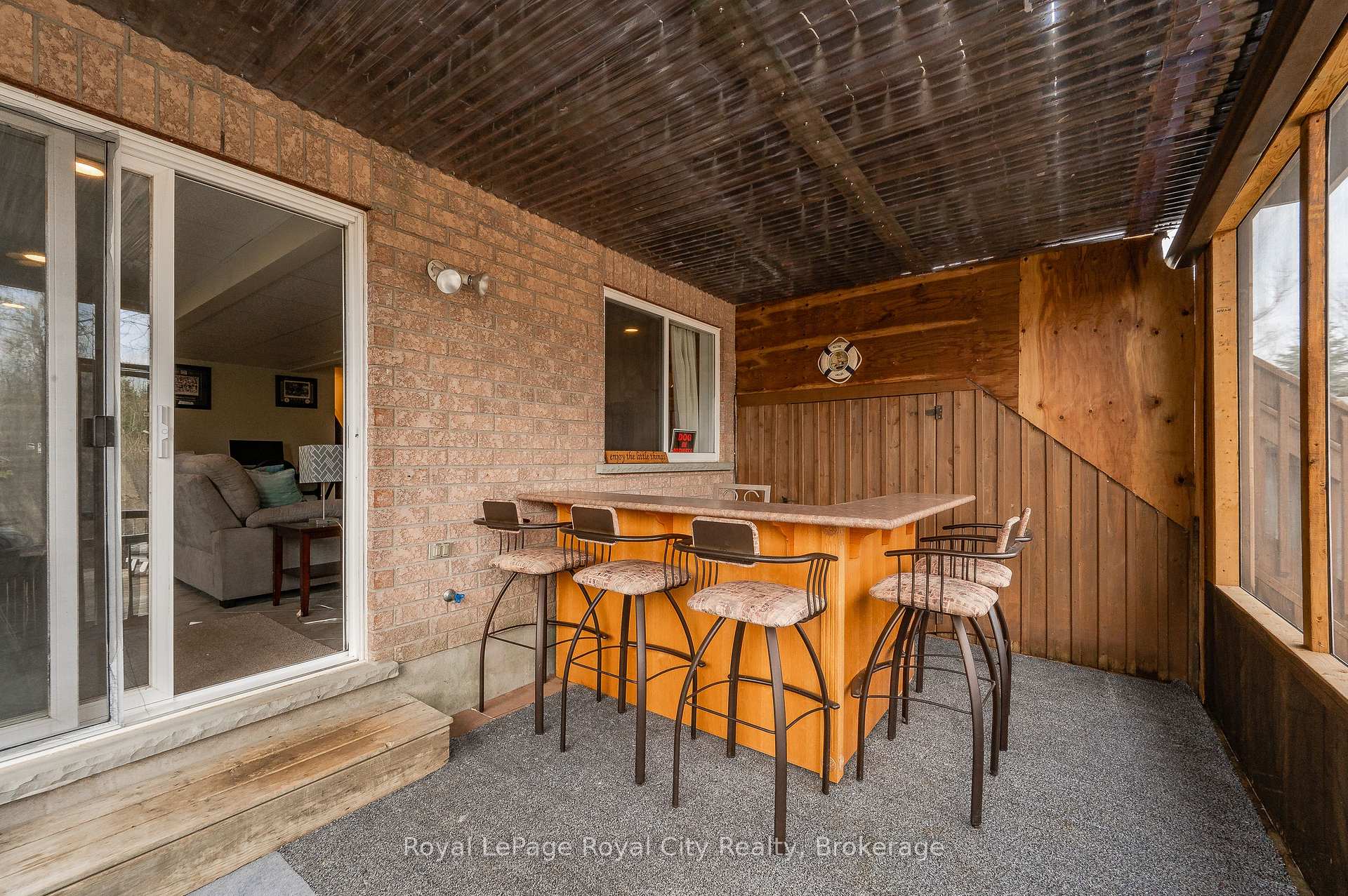 Photo 32 of 46 Fletcher Court, Guelph, Grange Road — HOMEH