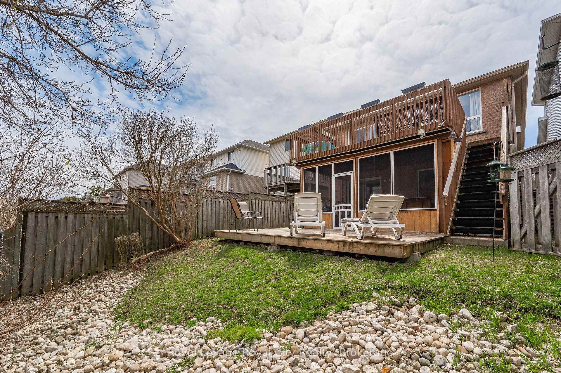 Photo 41 of 46 Fletcher Court, Guelph, Grange Road — HOMEH