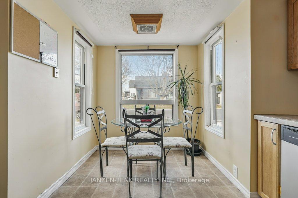 Photo 9 of 95 Queen Street S, Aylmer — HOMEH