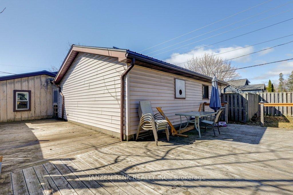 Photo 31 of 95 Queen Street S, Aylmer — HOMEH