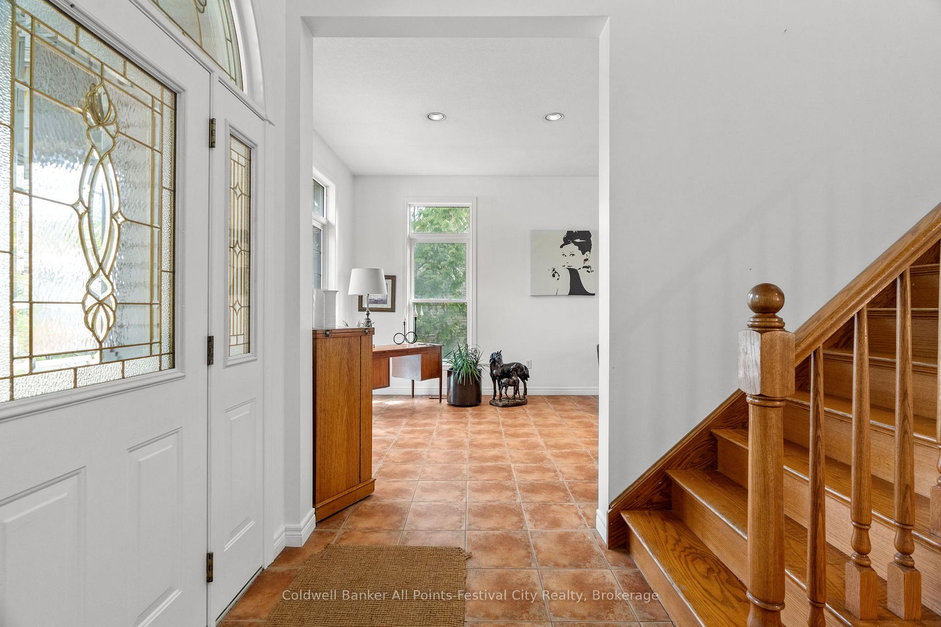 Photo 4 of 25 George Street, Bluewater, Bayfield — HOMEH
