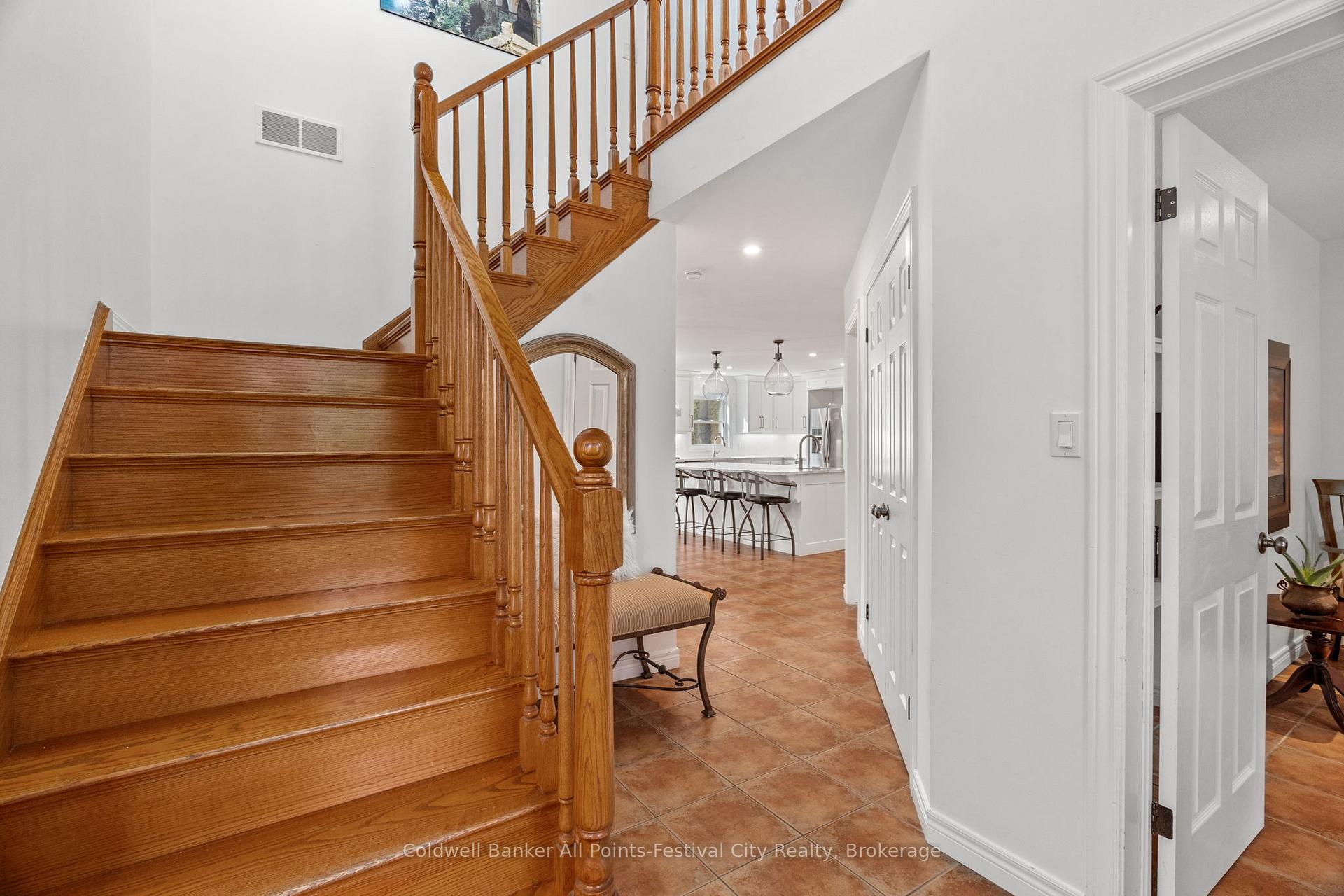 Photo 7 of 25 George Street, Bluewater, Bayfield — HOMEH