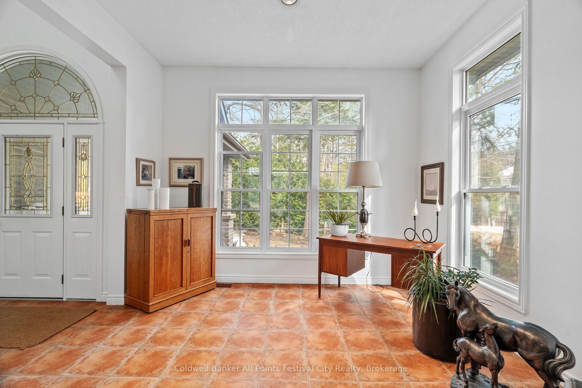 Photo 6 of 25 George Street, Bluewater, Bayfield — HOMEH