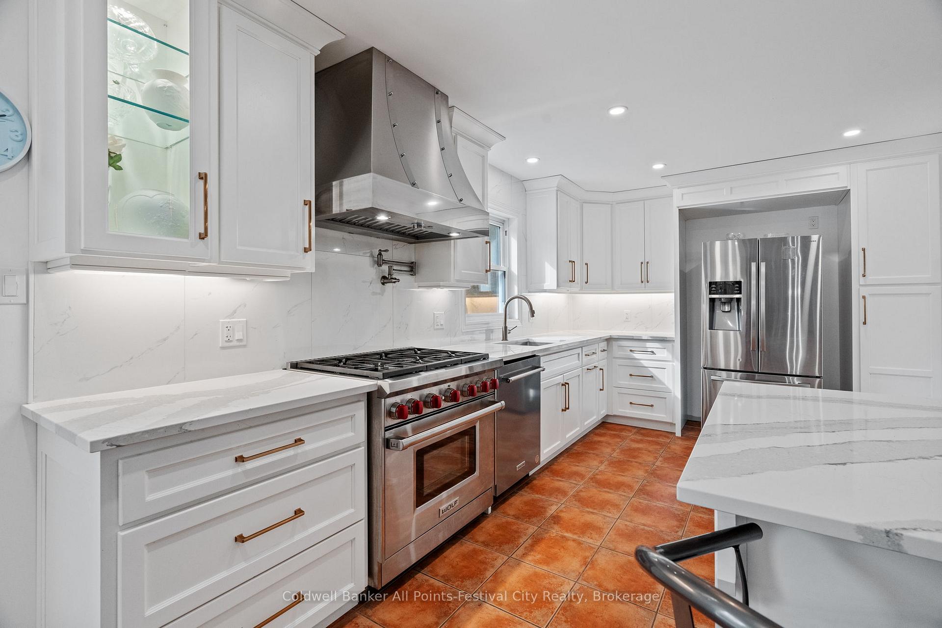 Photo 11 of 25 George Street, Bluewater, Bayfield — HOMEH