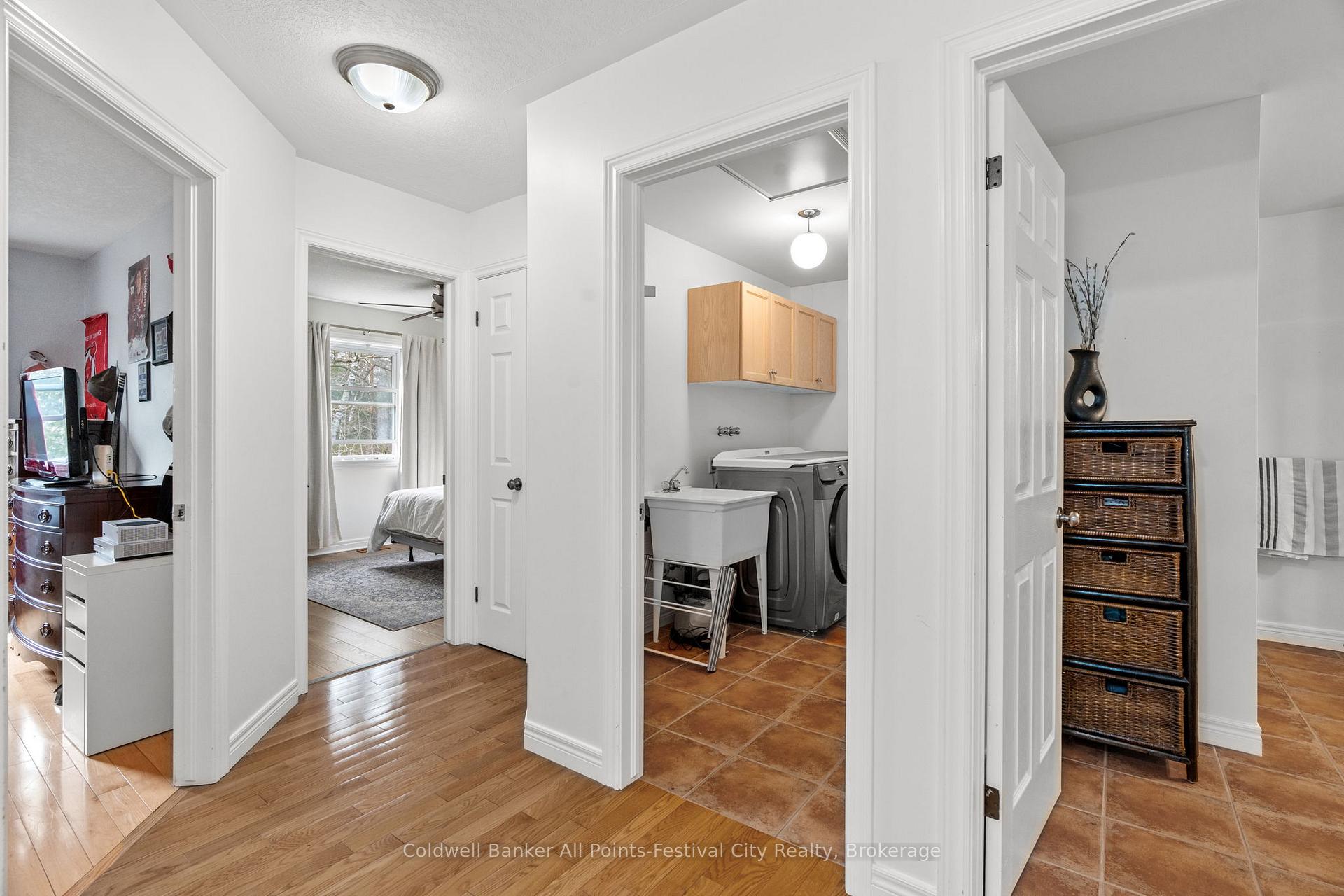 Photo 32 of 25 George Street, Bluewater, Bayfield — HOMEH