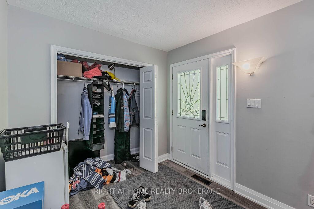 Photo 5 of 45 Caledonia Street, Guelph, Dovercliffe Park/Old University — HOMEH