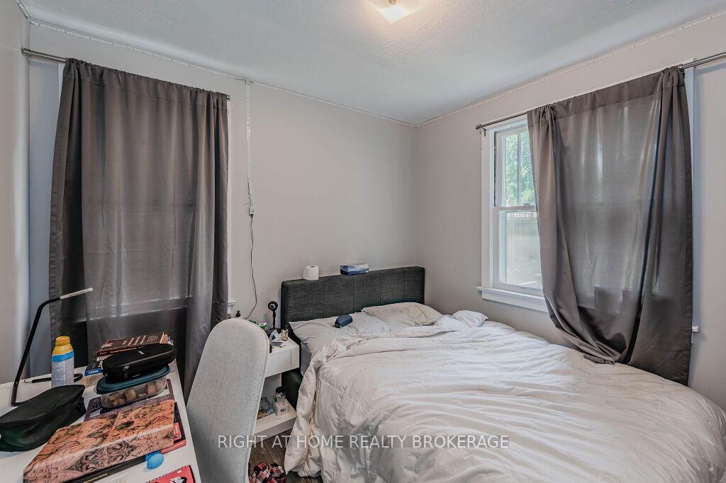 Photo 18 of 45 Caledonia Street, Guelph, Dovercliffe Park/Old University — HOMEH