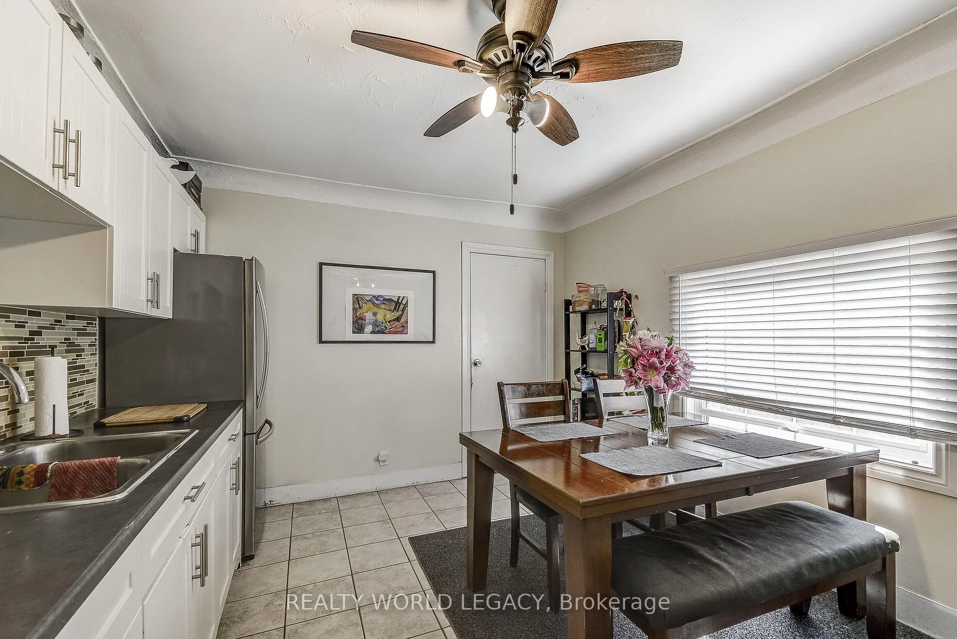 Photo 19 of 201 Barton Street W, Hamilton, Central — HOMEH