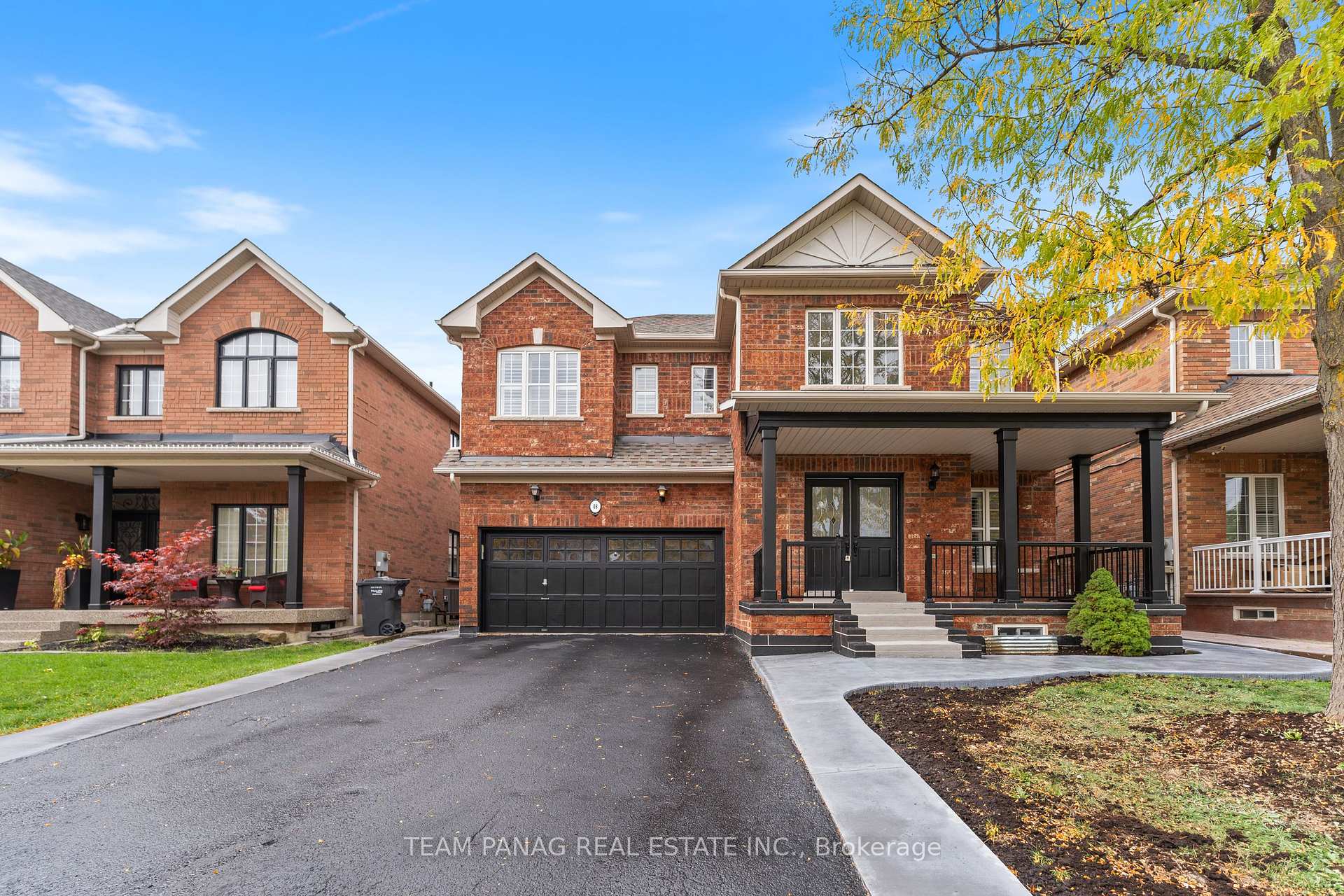Photo 1 of 48 Citadel Crescent, Brampton, Vales of Castlemore North — HOMEH