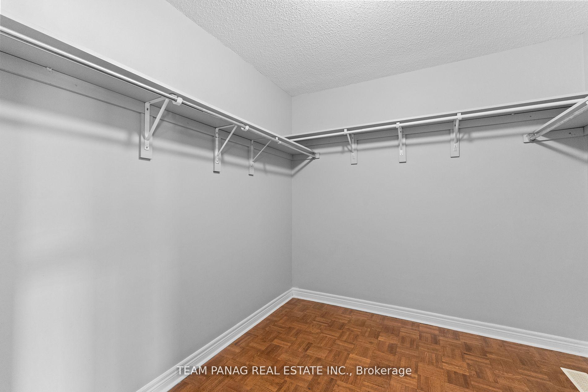 Photo 24 of 48 Citadel Crescent, Brampton, Vales of Castlemore North — HOMEH