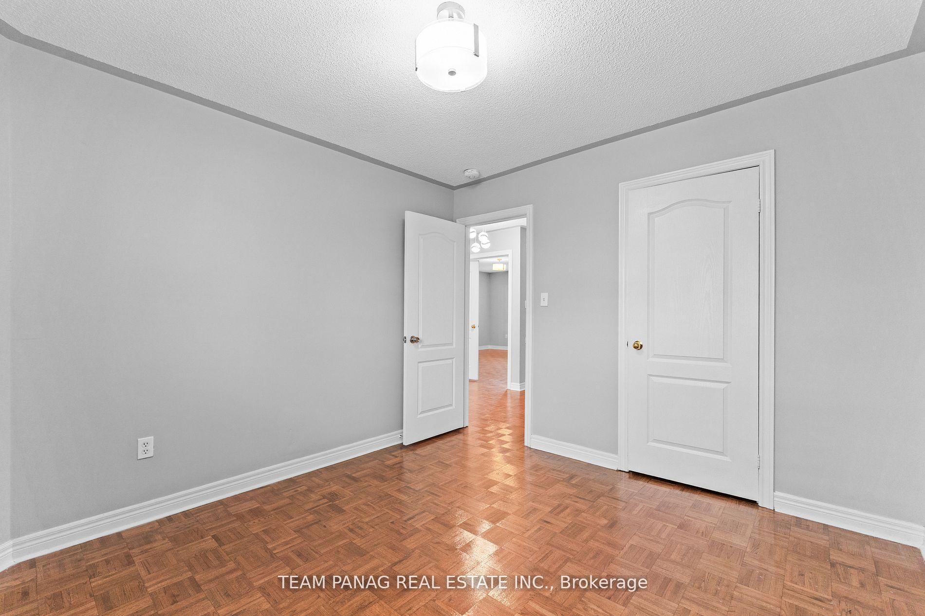 Photo 29 of 48 Citadel Crescent, Brampton, Vales of Castlemore North — HOMEH