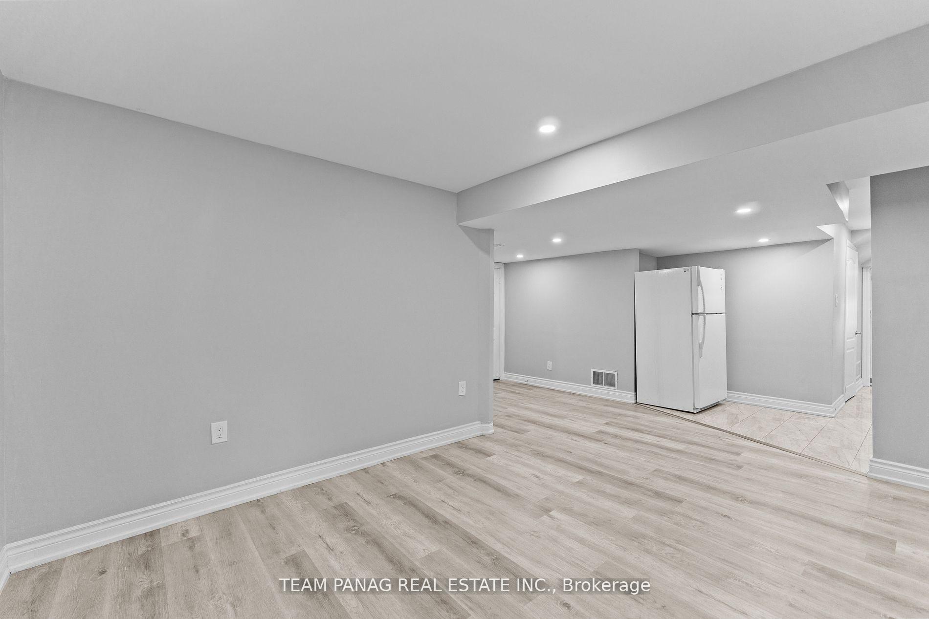 Photo 34 of 48 Citadel Crescent, Brampton, Vales of Castlemore North — HOMEH
