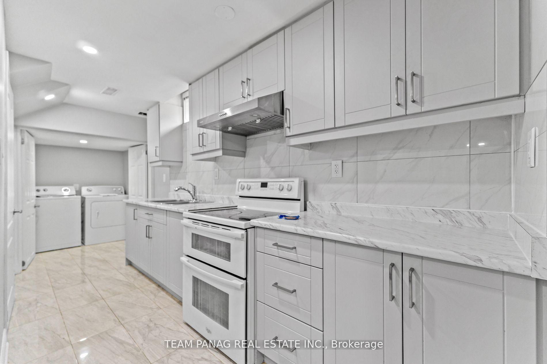 Photo 36 of 48 Citadel Crescent, Brampton, Vales of Castlemore North — HOMEH
