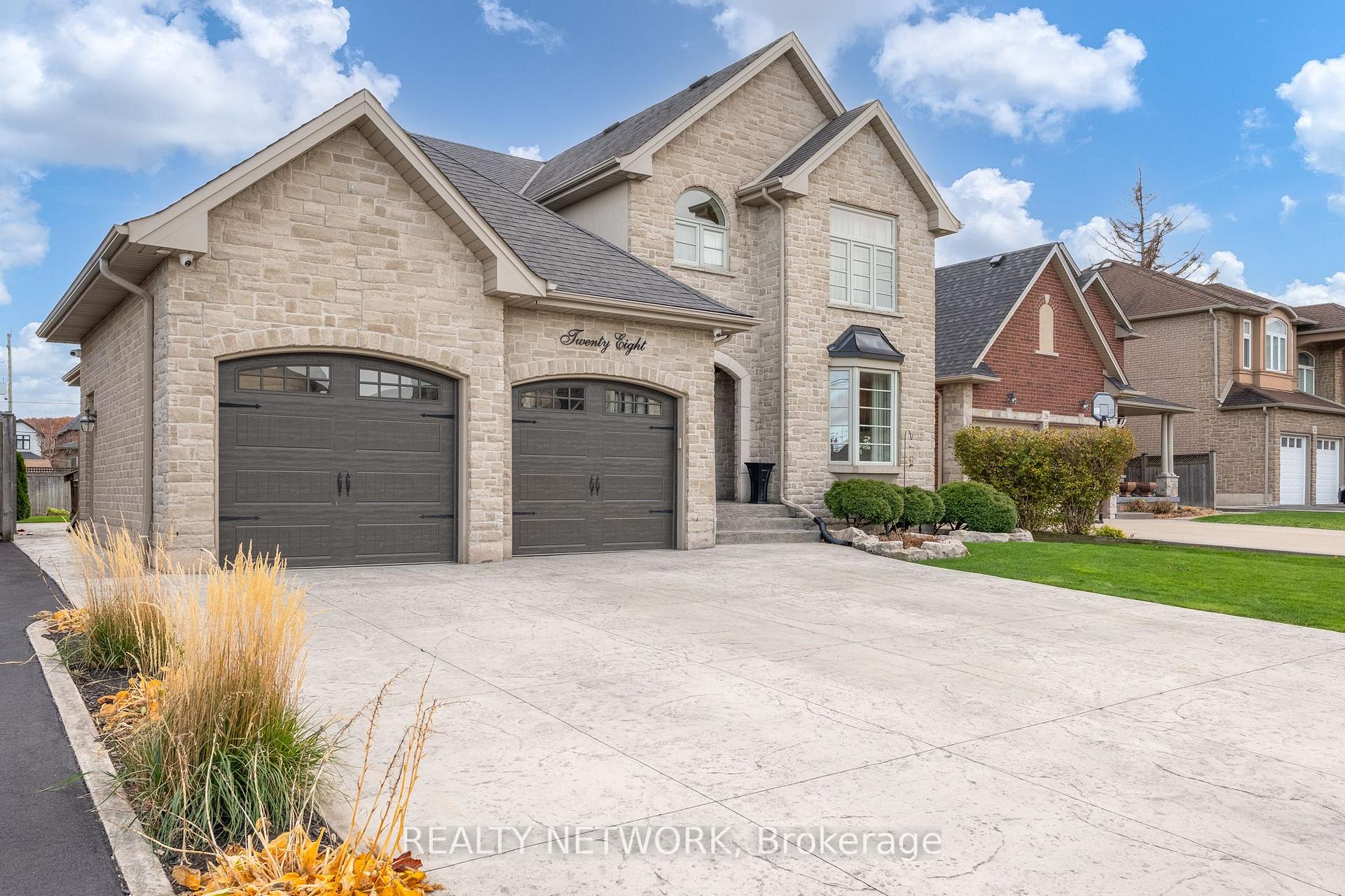 Photo 1 of 28 Southmeadow Crescent, Hamilton, Stoney Creek — HOMEH