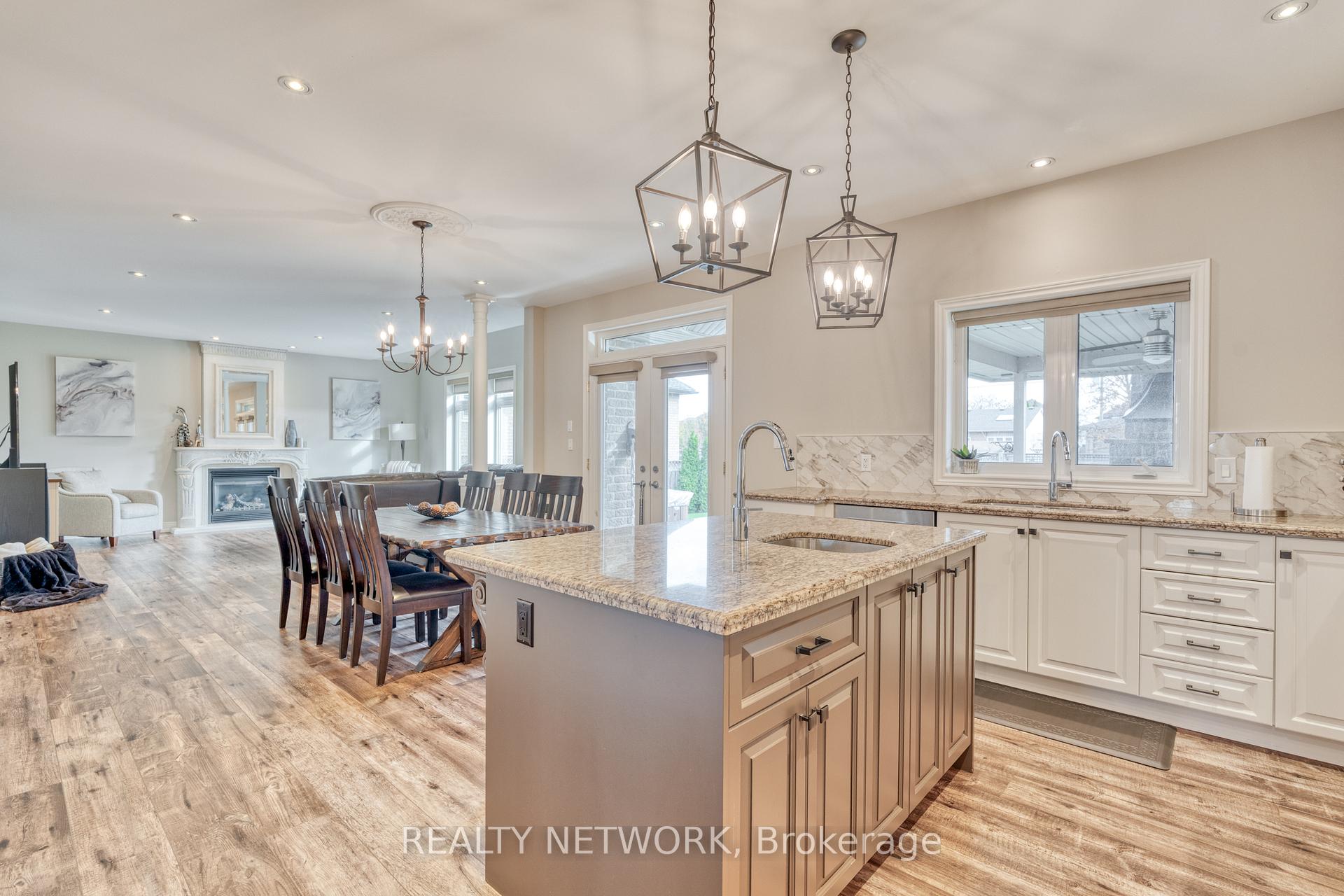 Photo 14 of 28 Southmeadow Crescent, Hamilton, Stoney Creek — HOMEH