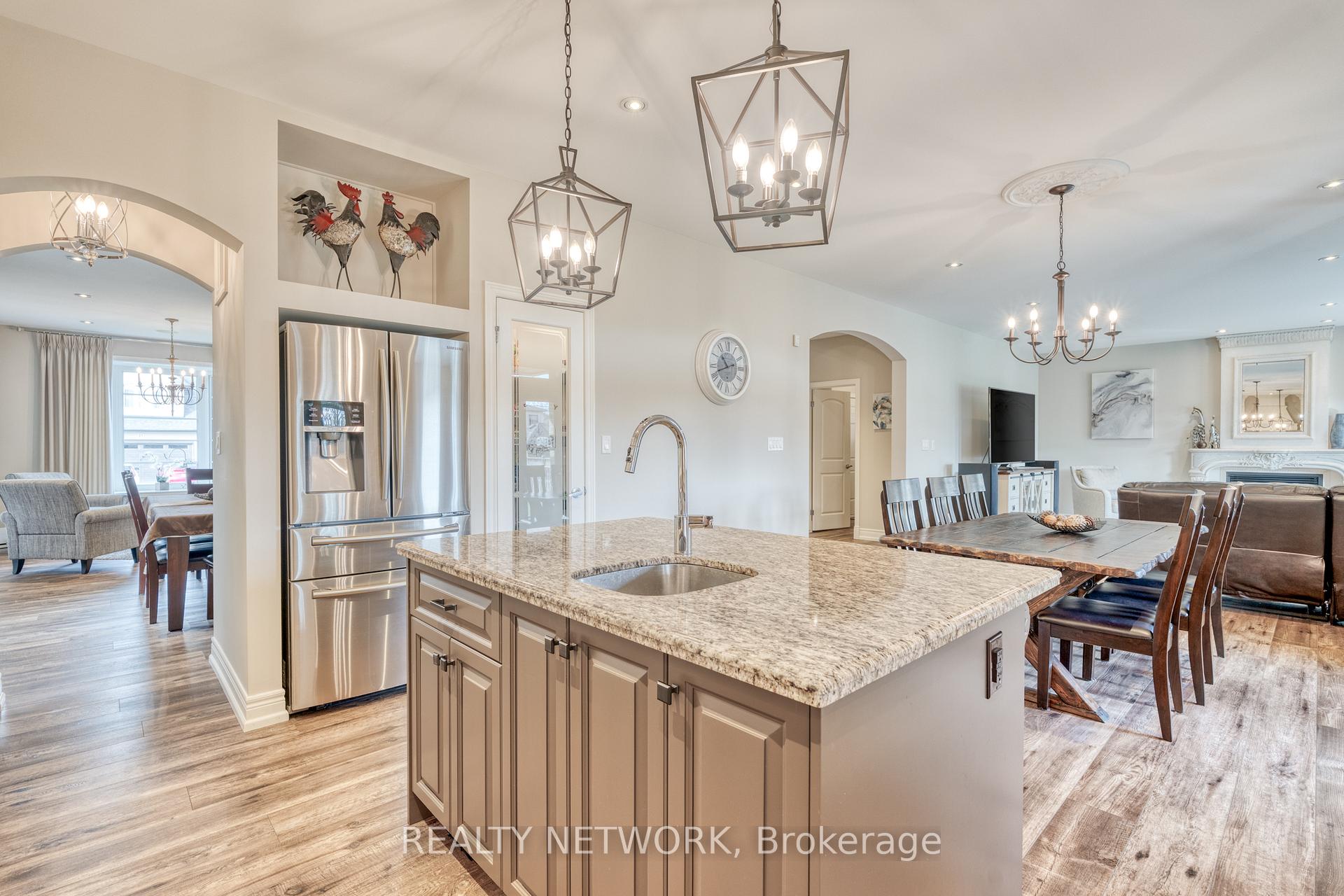 Photo 15 of 28 Southmeadow Crescent, Hamilton, Stoney Creek — HOMEH