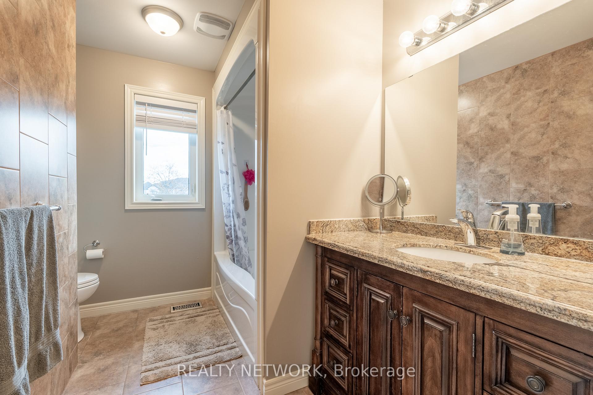 Photo 30 of 28 Southmeadow Crescent, Hamilton, Stoney Creek — HOMEH