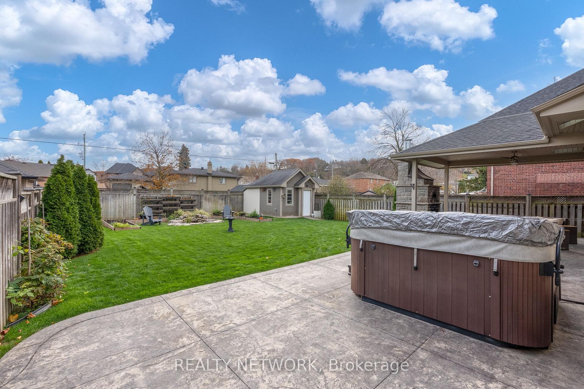 Photo 43 of 28 Southmeadow Crescent, Hamilton, Stoney Creek — HOMEH