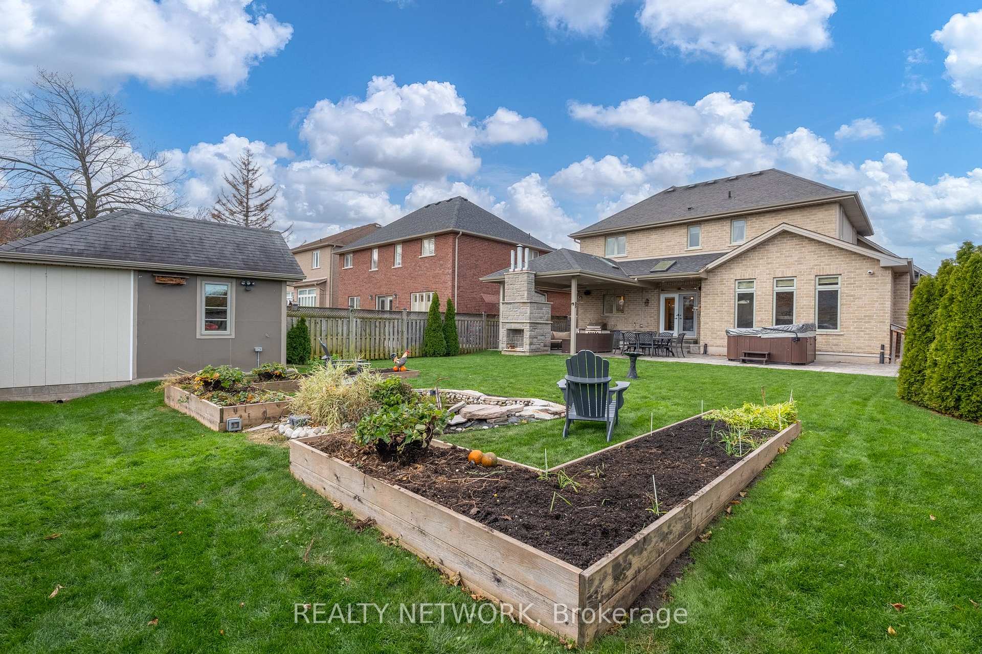 Photo 45 of 28 Southmeadow Crescent, Hamilton, Stoney Creek — HOMEH