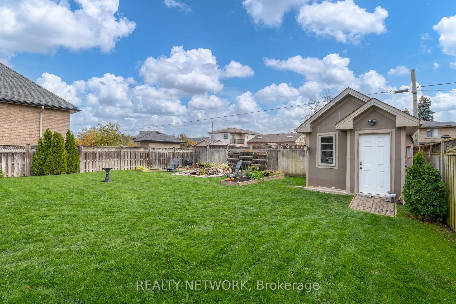 Photo 46 of 28 Southmeadow Crescent, Hamilton, Stoney Creek — HOMEH