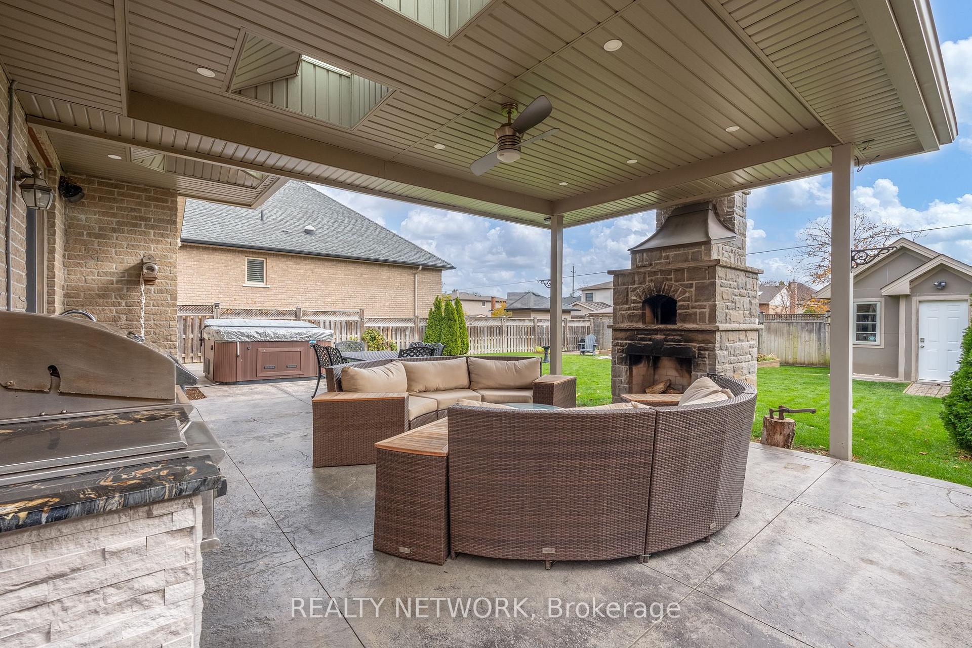Photo 48 of 28 Southmeadow Crescent, Hamilton, Stoney Creek — HOMEH