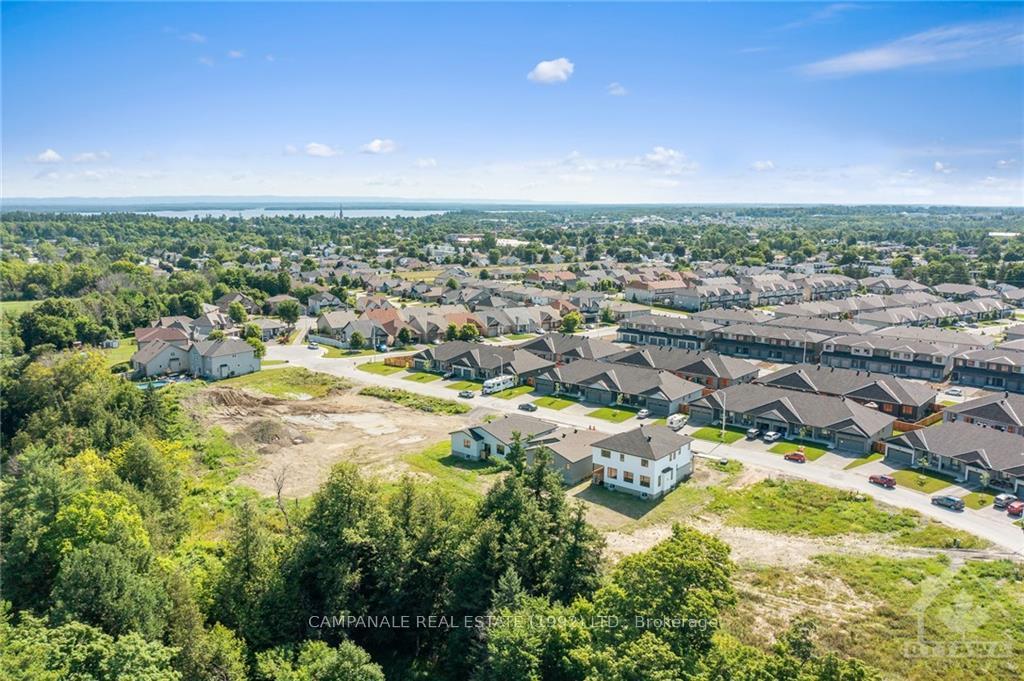 Photo 8 of 71 Leo Moskos Street, Arnprior — HOMEH
