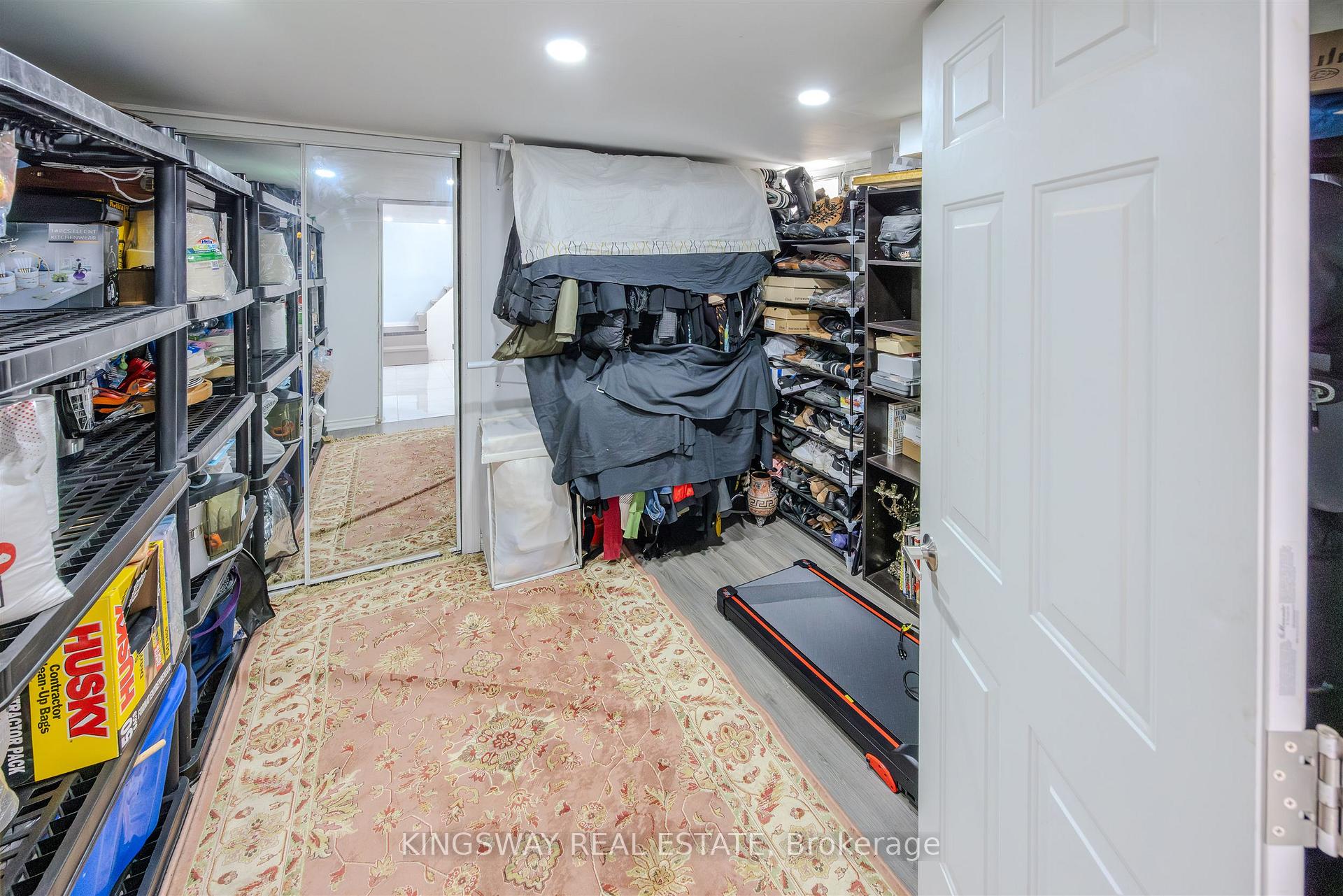Photo 20 of 25 Bailey Crescent, Aurora, Aurora Highlands — HOMEH