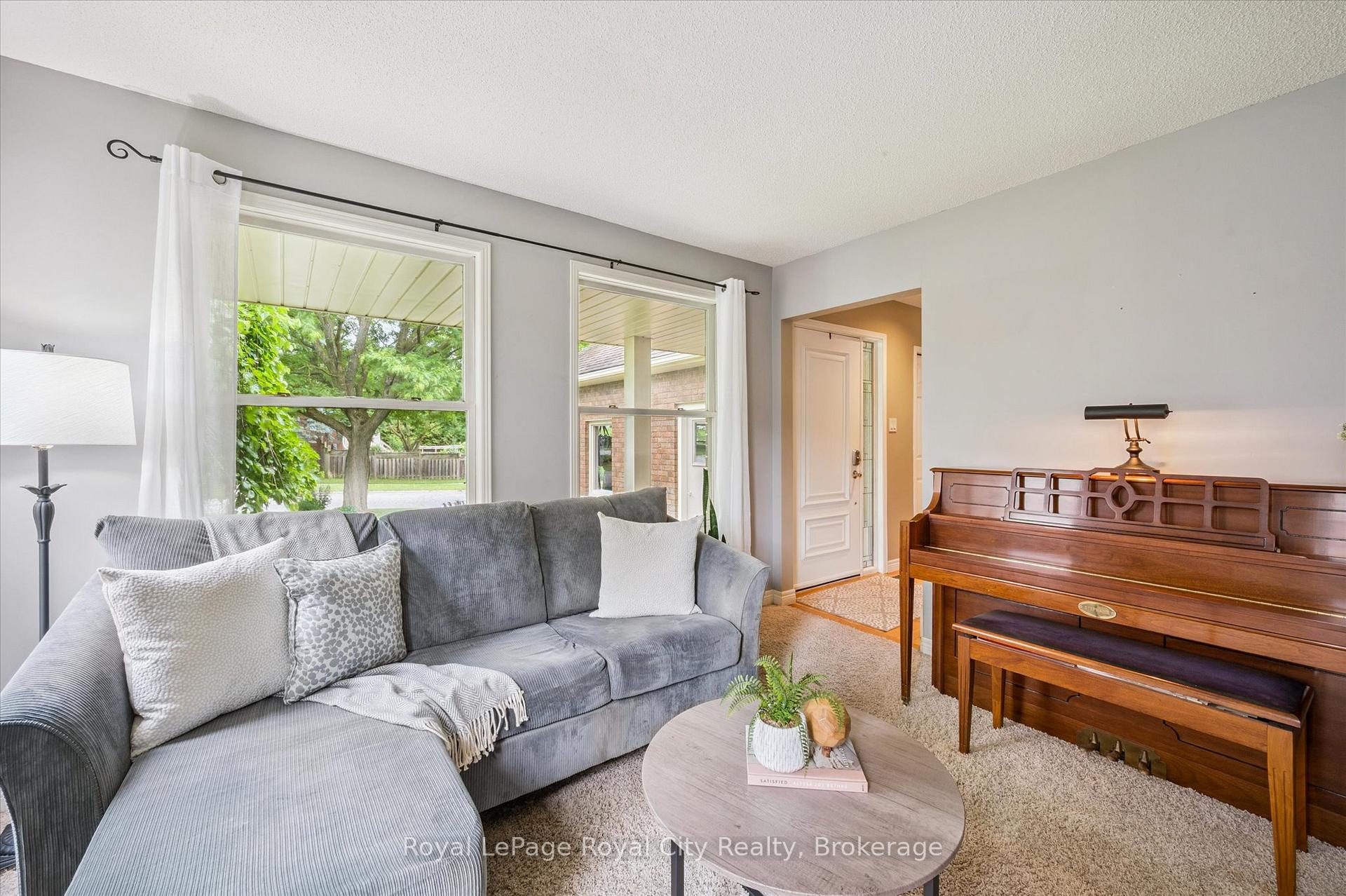 Photo 8 of 8 Youngman Drive, Guelph, Kortright West — HOMEH