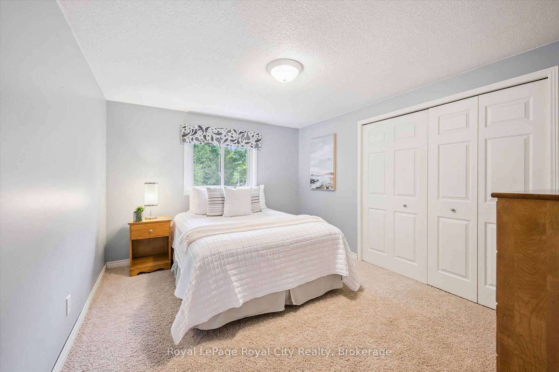 Photo 19 of 8 Youngman Drive, Guelph, Kortright West — HOMEH