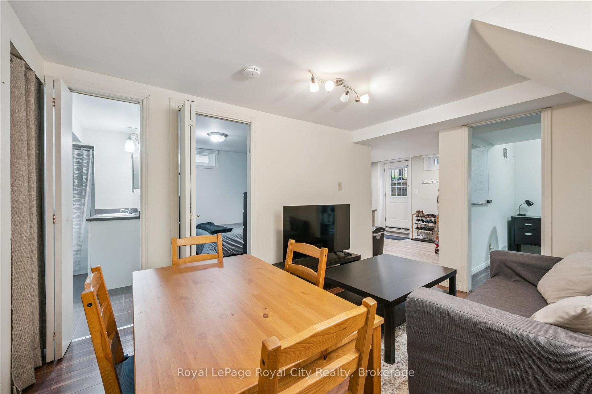 Photo 30 of 8 Youngman Drive, Guelph, Kortright West — HOMEH